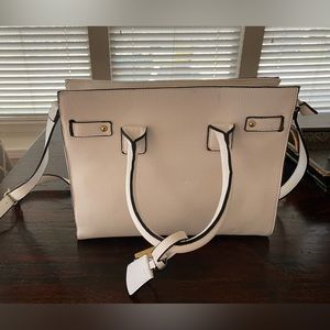 Off white Charming Charlie purse with removable & adjustable straps